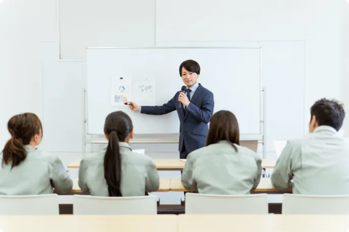 一度に様々な種類の教育プログラムをご利用頂けます。